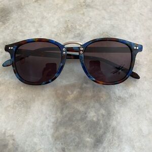 Kerwe sunglasses, blue tortoise color.